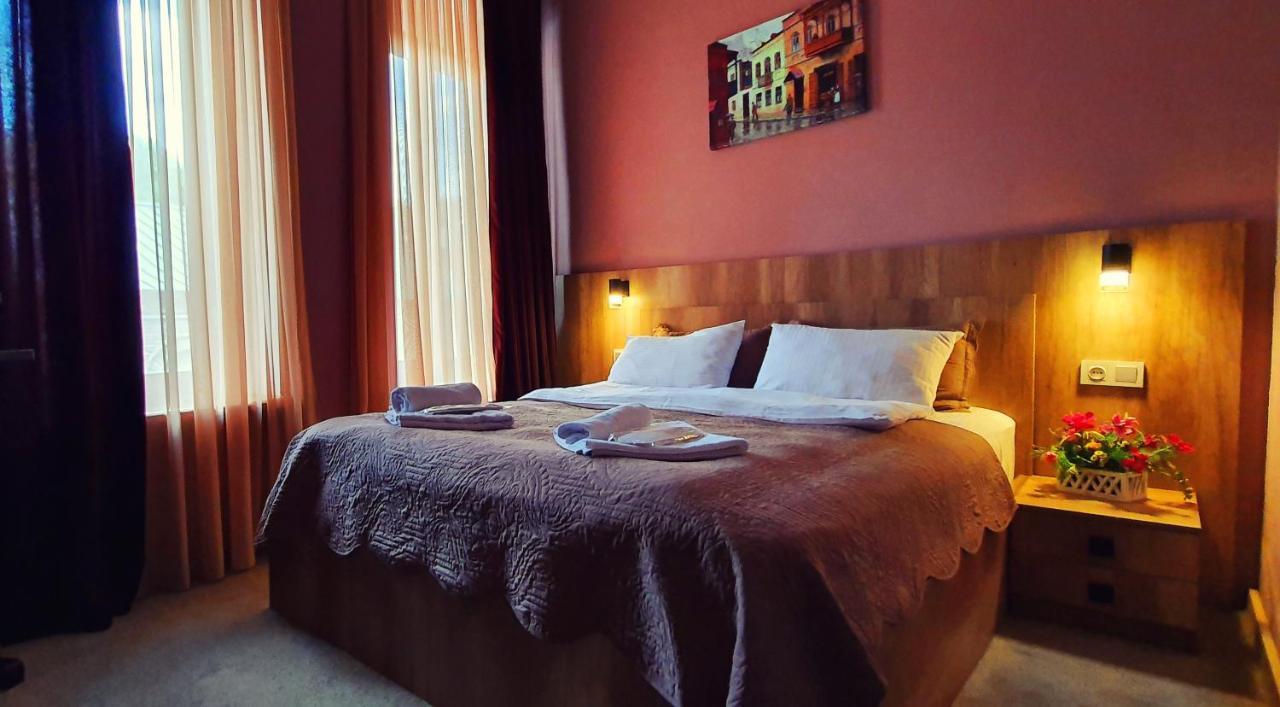 Epic Meidan Hotel ティビリシ エクステリア 写真