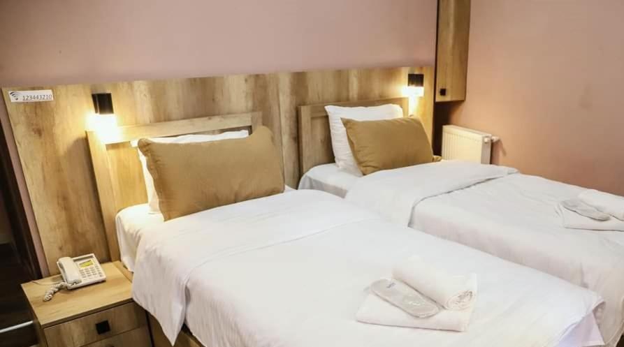 Epic Meidan Hotel ティビリシ エクステリア 写真