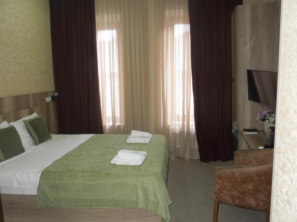 Epic Meidan Hotel ティビリシ エクステリア 写真