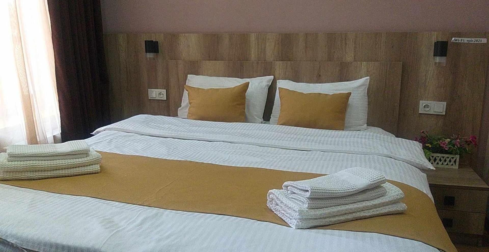 Epic Meidan Hotel ティビリシ エクステリア 写真