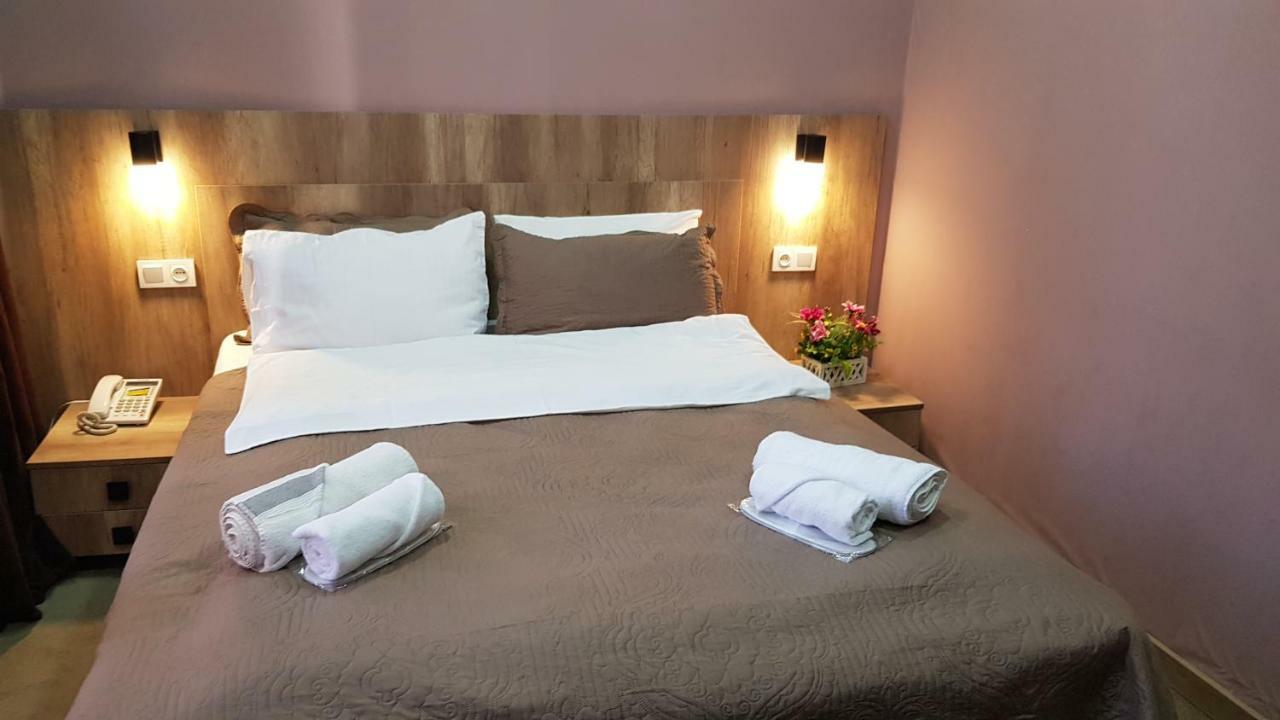 Epic Meidan Hotel ティビリシ エクステリア 写真